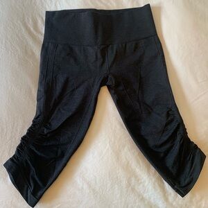 Lululemon Women's Ruched Cropped Legging, Dark Grey, Size 8